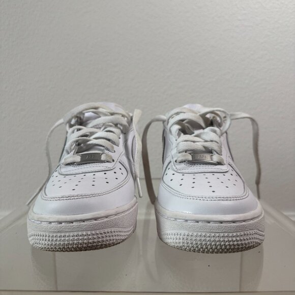 Nike Air Force 1 '07 Low White DD8959-100 Size 6 | Classic Streetwear Sneaker - Picture 8 of 16